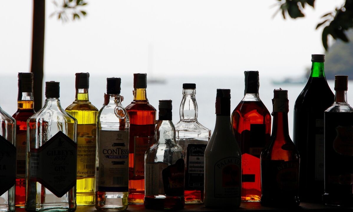 Bevande alcoliche come causa di debolezza di potenza dopo 60